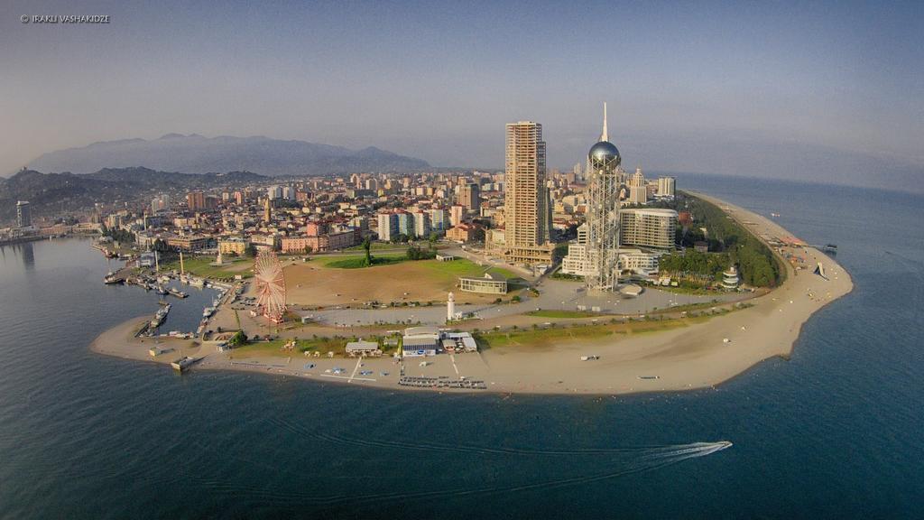 Apartment Gulia Μπατούμι Εξωτερικό φωτογραφία